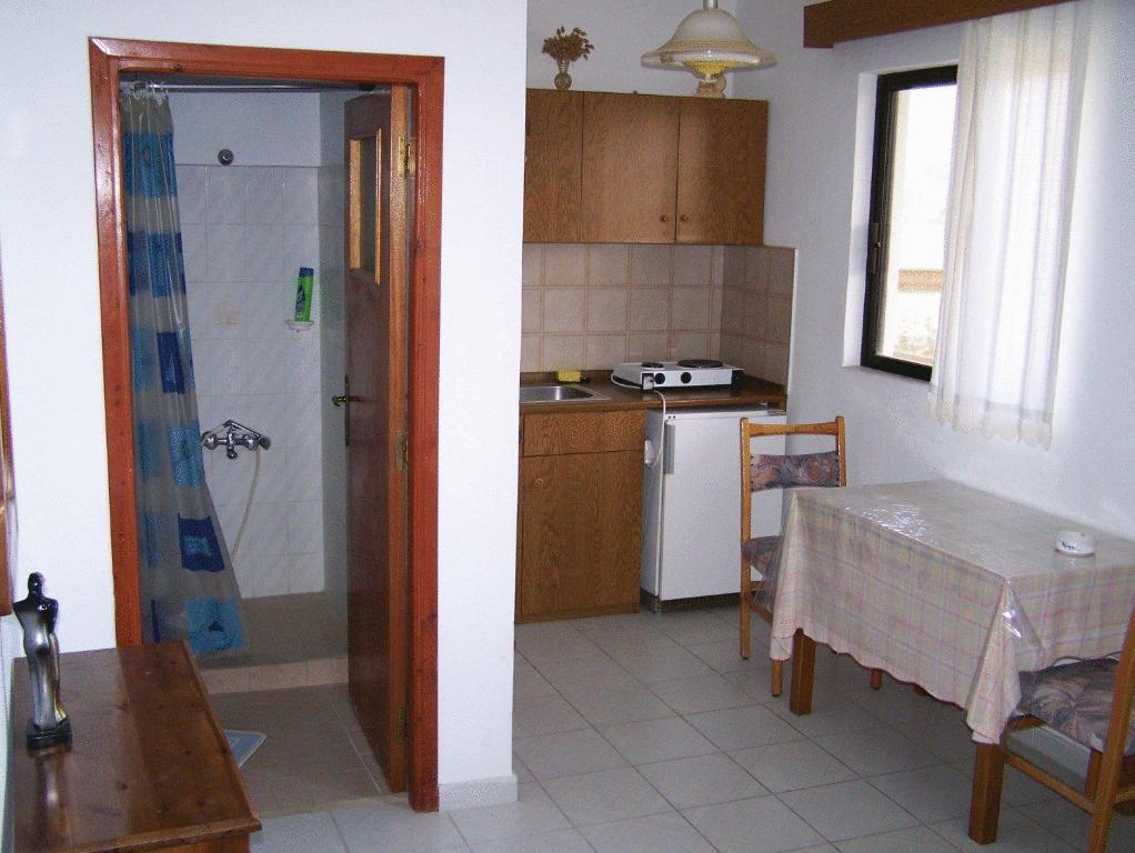 Evi Apartments And Studios Theológos Camera foto